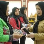 Pemkot Bandar Lampung Salurkan Insentif Kader Posyandu