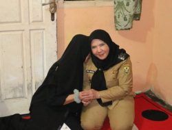 Wali Kota Eva Dwiana Sambangi Rumah Duka