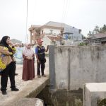 Cegah Banjir Musiman, Eva Dwiana Tinjau Langsung Saluran Air di Kedaton