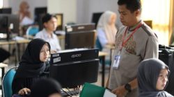 Orang Tua Antar Anak Ikuti UTBK-SNBT di Unila, Tempuh Perjalanan Subuh dari Pesawaran